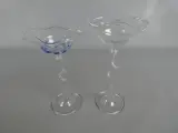 2 kunstglazen coupes – kavel bij De Kringwinkel, Diest