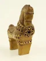Terracotta paardenbeeld – foto 3 – kavel bij De Kringwinkel, Antwerpen