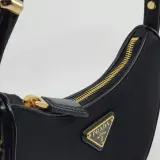 Handtas, Prada – foto 6 – kavel bij Domeinen Roerende Zaken, Groningen
