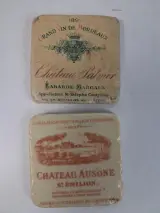 Acht decoratieve vintage onderzetters met Franse wijnetiketten – foto 6 – kavel bij De Kringwinkel, Waardamme
