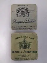 Acht decoratieve vintage onderzetters met Franse wijnetiketten – foto 7 – kavel bij De Kringwinkel, Waardamme
