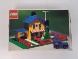 LEGO Legoland Set 361 (Tea Garden Cafe with Baker's Van) uit 1974 – foto 2 – kavel bij De Kringwinkel, Waardamme