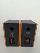 Set Premium Ruark Epilogue Monitor Luidsprekers – Handcrafted in the UK – Kersenfineer – foto 3 – kavel bij De Kringwinkel, Waardamme