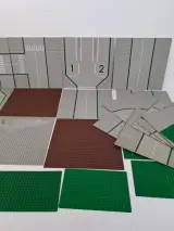 Lego: lot bouw- en wegenplaten – foto 4 – kavel bij De Kringwinkel, Waardamme