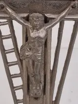 Antiek staand altaarkruis (Arma Christi) – foto 3 – kavel bij De Kringwinkel, Waardamme