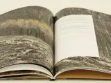 Jean-Michel André – Borders – Fotoboek – foto 5 – kavel bij De Kringwinkel, Antwerpen