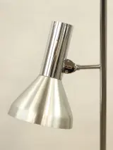70s chroom vloerlamp met 3 draaibare spots – foto 7 – kavel bij De Kringwinkel, Antwerpen