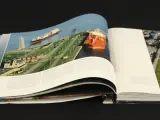 The Port of Antwerp Photography Tom 'D Haenens - Van Halewyck – foto 4 – kavel bij De Kringwinkel, Antwerpen