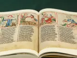 The Most Beautiful Bibles – Österreichische Nationalbibliothek edited by Andreas Fingernagel & Christian Gastgeber -Tashen – foto 6 – kavel bij De Kringwinkel, Antwerpen