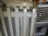 Decorradiator, wit, 1820x380 – foto 3 – kavel bij Onlineveilingmeester, Assen