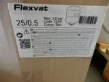 Expansievat, Flexvat, rood – foto 3 – kavel bij Onlineveilingmeester, Assen