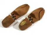 Set Bexley Shoe Trees [43] – foto 2 – kavel bij De Kringwinkel, Dilsen
