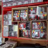 ca. 6.000x autozekeringen, ca. 20.000 kabelschoen – foto 16 – kavel bij Onlineveilingmeester, Winsum