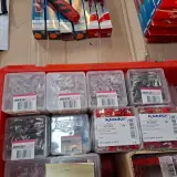 ca. 6.000x autozekeringen, ca. 20.000 kabelschoen – foto 17 – kavel bij Onlineveilingmeester, Winsum