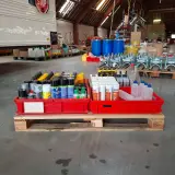 Diverse spuitbussen, verfpatronen en oliën – kavel bij Onlineveilingmeester, Winsum
