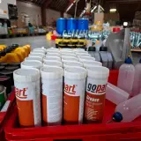 Diverse spuitbussen, verfpatronen en oliën – foto 14 – kavel bij Onlineveilingmeester, Winsum