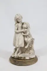 Vintage sculptuur grote zus en haar broertje - Giuseppe Armani – foto 2 – kavel bij De Kringwinkel, Brecht