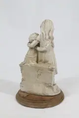 Vintage sculptuur grote zus en haar broertje - Giuseppe Armani – foto 4 – kavel bij De Kringwinkel, Brecht
