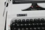 Klassieke Erika kofferschrijfmachine – foto 3 – kavel bij De Kringwinkel, Brecht