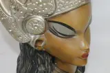Balinese buste – foto 4 – kavel bij De Kringwinkel, Brecht