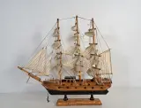 Set van 2 houten modelzeilschepen met zeilen – foto 5 – kavel bij De Kringwinkel, Turnhout