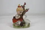 Vintage Wales Japan porseleinen beeldje: Meisje met gans – kavel bij De Kringwinkel, Brecht
