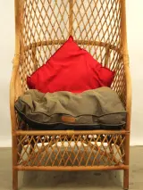Flamant - monumentale rotan statement chair met hoge gewelfde rug – foto 2 – kavel bij De Kringwinkel, Antwerpen