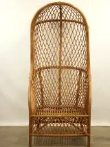 Flamant - monumentale rotan statement chair met hoge gewelfde rug – foto 4 – kavel bij De Kringwinkel, Antwerpen