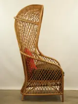 Flamant - monumentale rotan statement chair met hoge gewelfde rug – foto 6 – kavel bij De Kringwinkel, Antwerpen