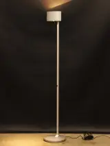 Belux ‘Diogenes’ design vloerlamp - King & Miranda, 1999 - dubbele lichtfunctie – foto 9 – kavel bij De Kringwinkel, Antwerpen
