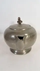 Vintage tinnen theeservies met dienblad – foto 3 – kavel bij De Kringwinkel, Turnhout