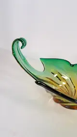 Decoratieve glazen schaal met groene en gele tinten – foto 7 – kavel bij De Kringwinkel, Turnhout