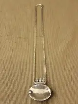 Sterling zilveren ketting met handgemaakte Indiase hanger – foto 6 – kavel bij De Kringwinkel, Antwerpen