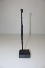 Decoratieve figuursculptuur met Simoncini-label – foto 5 – kavel bij De Kringwinkel, Izegem