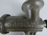 Antieke handmatige vleesmolen – foto 2 – kavel bij De Kringwinkel, Diest