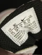 Nike Court Borough Low 2 babysneakers - Iced Lilac /wit /zwart - maat 18,5 - zo goed als nieuw – foto 6 – kavel bij De Kringwinkel, Antwerpen