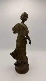 Antiek Art Nouveau beeld - Elegant vrouwenfiguur – foto 2 – kavel bij De Kringwinkel, Dendermonde