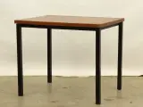 Vintage Nesting Tables (2-delig) – Toegeschreven aan Cees Braakman voor Pastoe (Jaren '60) – foto 5 – kavel bij De Kringwinkel, Antwerpen
