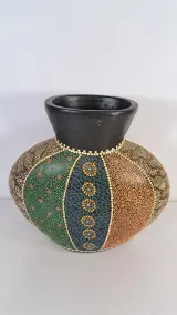 Grote decoratieve vaas met kleurrijk stippenpatroon – foto 3 – kavel bij De Kringwinkel, Turnhout