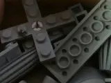 Houten Lego-opbergdoos met vakjes en gemengde Lego-onderdelen – foto 9 – kavel bij De Kringwinkel, Heverlee