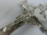 Belgisch Liturgisch Kruisbeeld / Altaarcrucis – foto 10 – kavel bij De Kringwinkel, Diest
