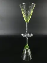 9 kristalglazen met uraniumglas (periode 1910-1930) – foto 10 – kavel bij De Kringwinkel, Heverlee