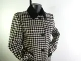 Vintage damesjas gemerkt Christian Dior – foto 9 – kavel bij De Kringwinkel, Heverlee
