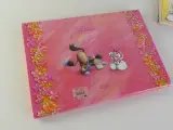 Diddl & Diddlina verzameling – 4 knuffels, quizboekjes en kleurrijke opbergmap – foto 5 – kavel bij De Kringwinkel, Heverlee