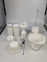 Witte marmeren lamp met zuil en elektrische bediening – foto 2 – kavel bij De Kringwinkel, Sint-Niklaas