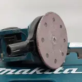 Accu excenter schuurmachine, Makita, DBO180, 2022 – foto 5 – kavel bij Domeinen Roerende Zaken, Groningen