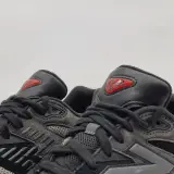 Paar sneakers, maat 41,5, New Balance, U9060BLK – foto 4 – kavel bij Domeinen Roerende Zaken, Groningen