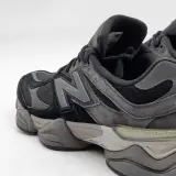 Paar sneakers, maat 41,5, New Balance, U9060BLK – foto 7 – kavel bij Domeinen Roerende Zaken, Groningen