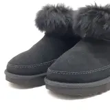 Paar schoenen, maat 37, UGG, 1173832 – foto 2 – kavel bij Domeinen Roerende Zaken, Groningen