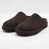 Paar pantoffels, maat 42, UGG, 1166761 – kavel bij Domeinen Roerende Zaken, Groningen
